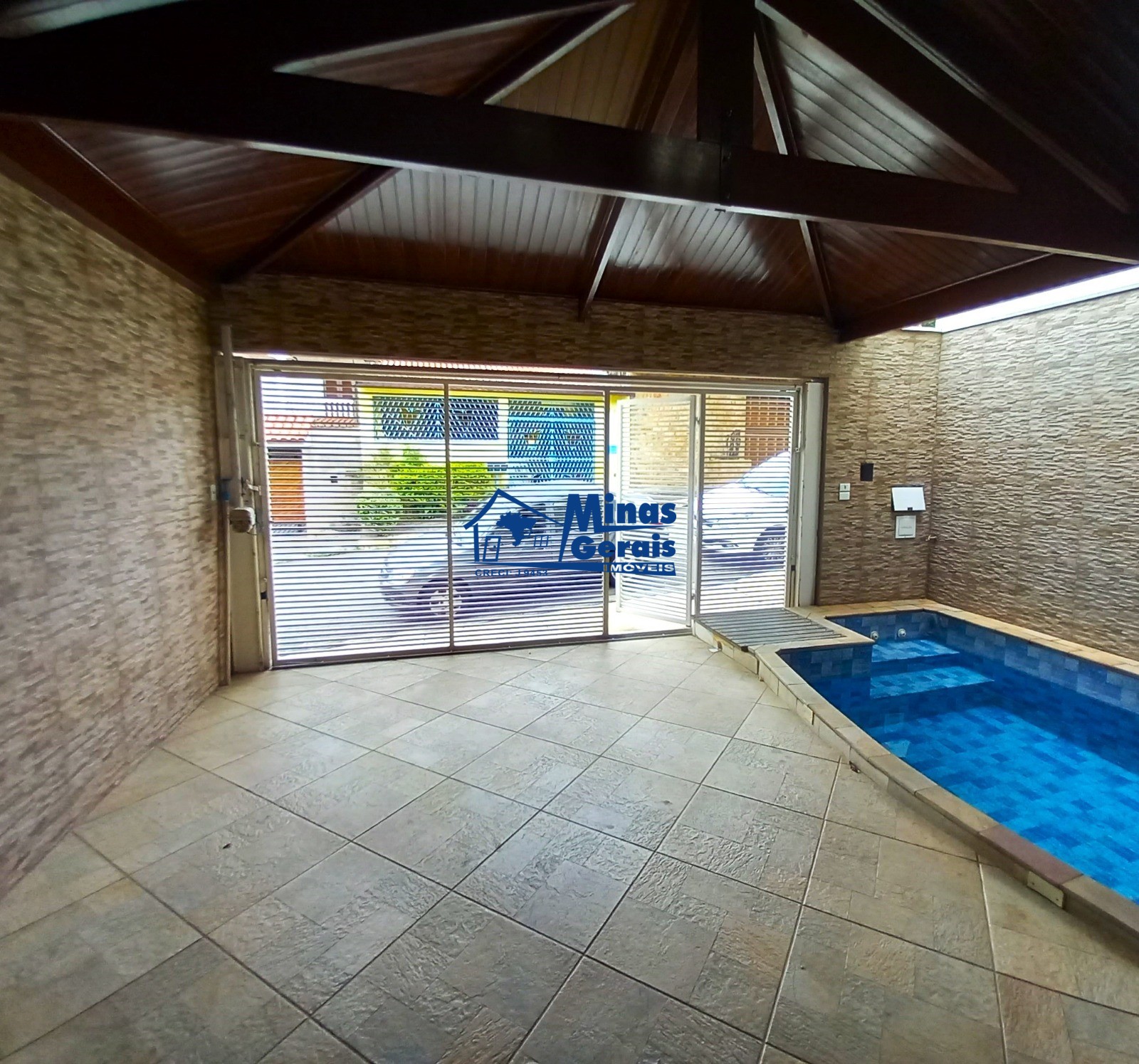 Casa, 3 quartos, 210 m² - Foto 3