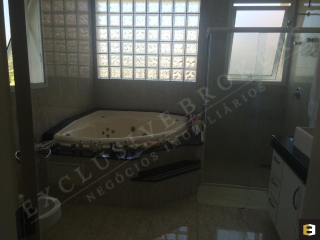 Casa de Condomínio à venda com 4 quartos, 438m² - Foto 15