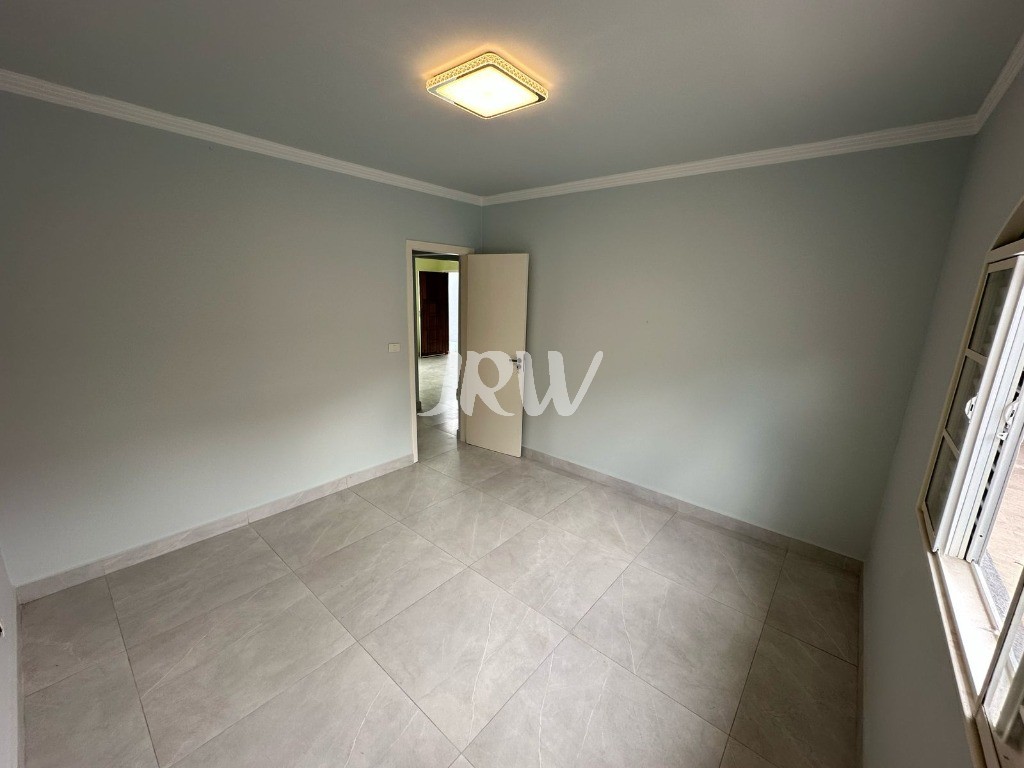 Casa à venda com 2 quartos, 250m² - Foto 14