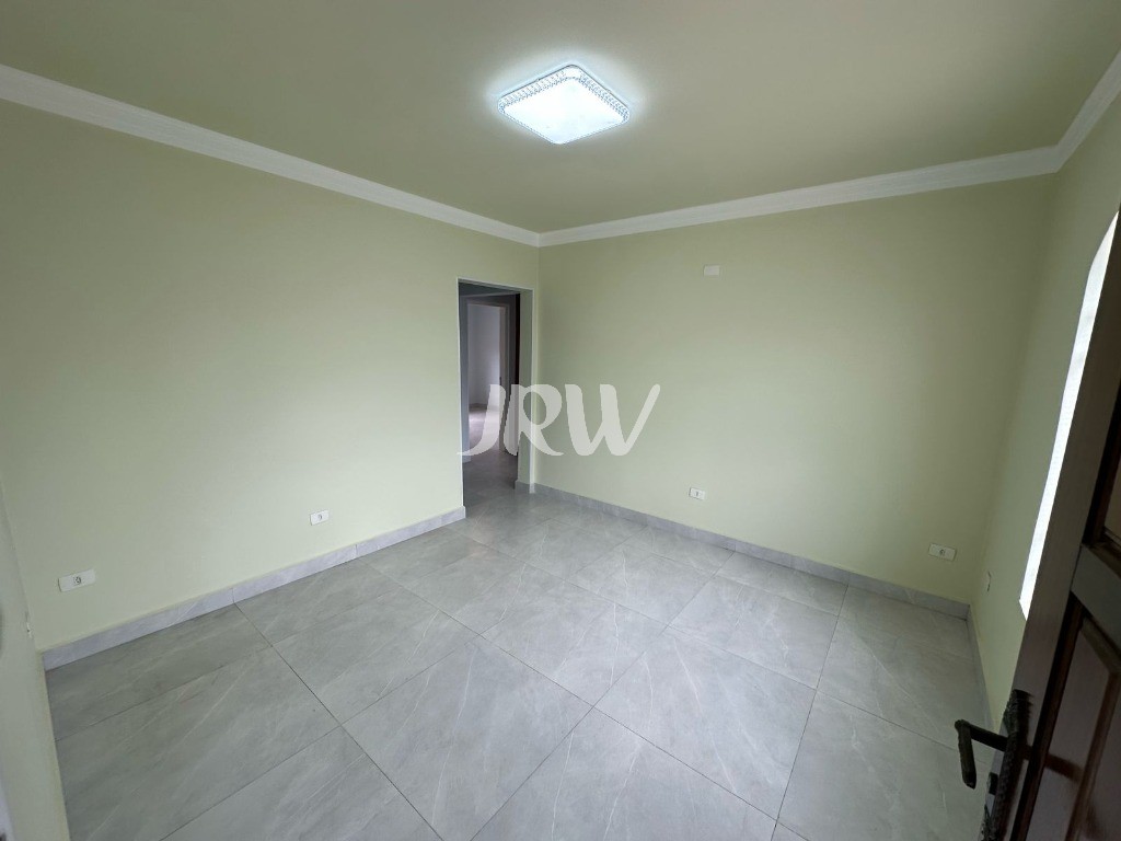 Casa à venda com 2 quartos, 250m² - Foto 6