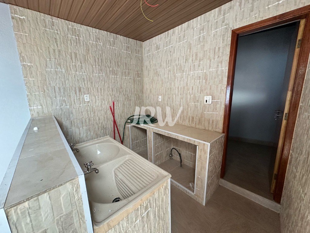 Casa à venda com 2 quartos, 250m² - Foto 19