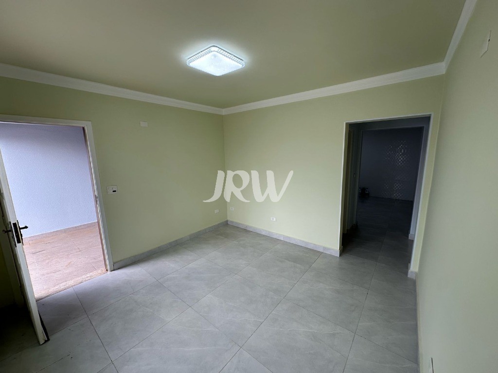 Casa à venda com 2 quartos, 250m² - Foto 8