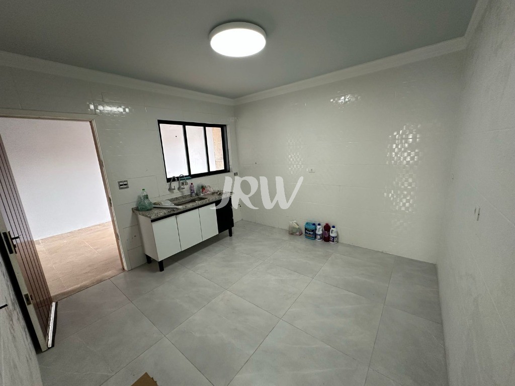 Casa à venda com 2 quartos, 250m² - Foto 11