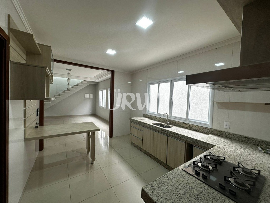 Sobrado à venda com 3 quartos, 240m² - Foto 19