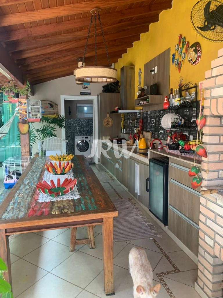Casa à venda com 3 quartos, 125m² - Foto 4