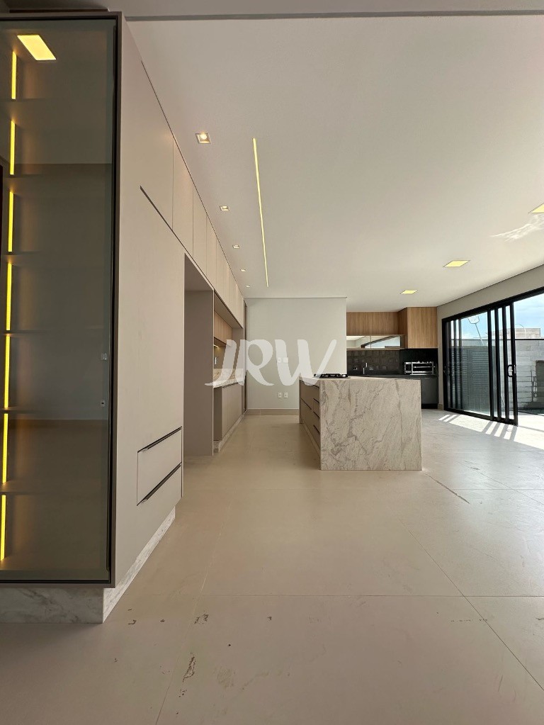 Casa de Condomínio à venda com 3 quartos, 300m² - Foto 9