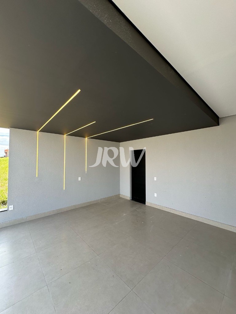 Casa de Condomínio à venda com 3 quartos, 300m² - Foto 3