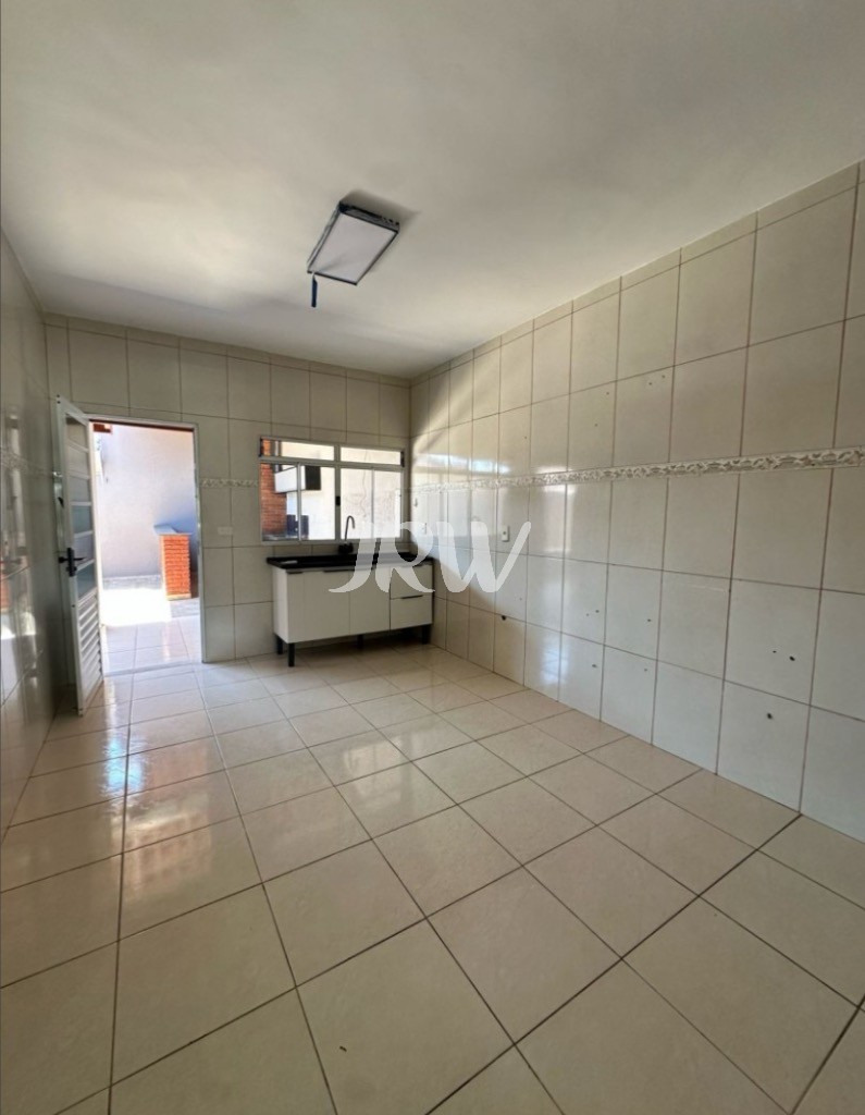 Casa à venda com 2 quartos, 108m² - Foto 7
