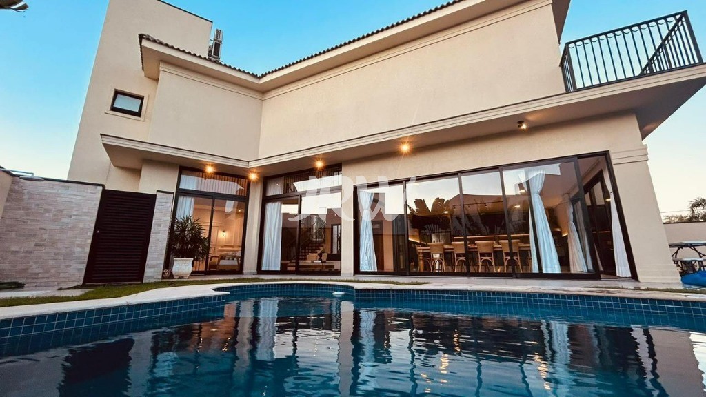 Casa de Condomínio à venda com 3 quartos, 487m² - Foto 1