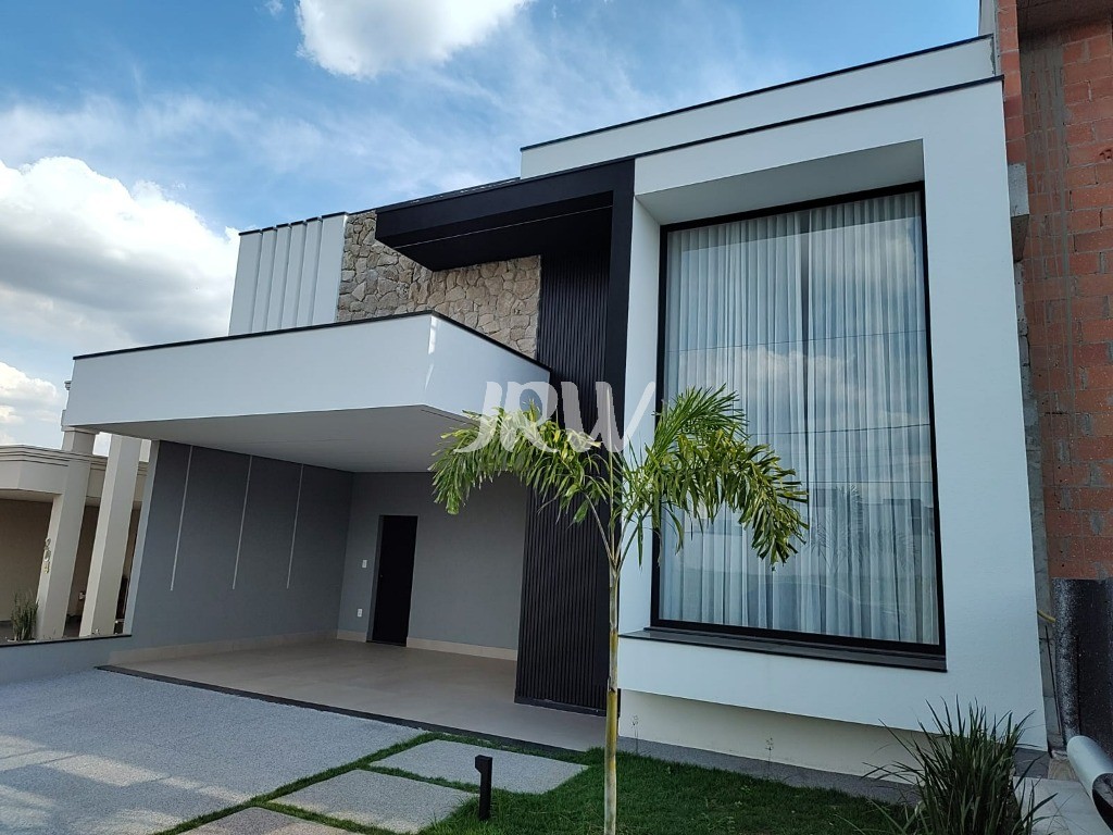 Casa de Condomínio à venda com 3 quartos, 300m² - Foto 2