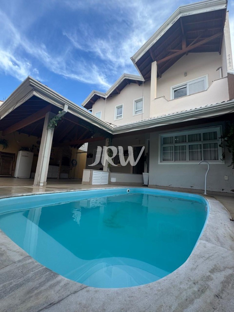 Casa, 3 quartos, 250 m² - Foto 1