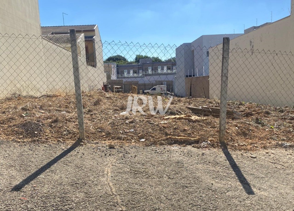 Loteamento e Condomínio à venda, 300m² - Foto 1