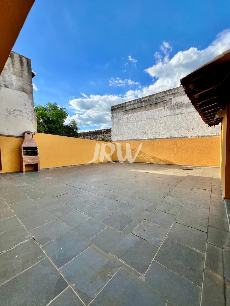 Prédio Inteiro à venda com 4 quartos, 250m² - Foto 3