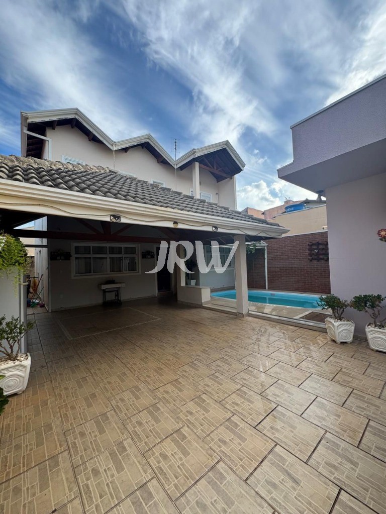 Casa, 3 quartos, 250 m² - Foto 2