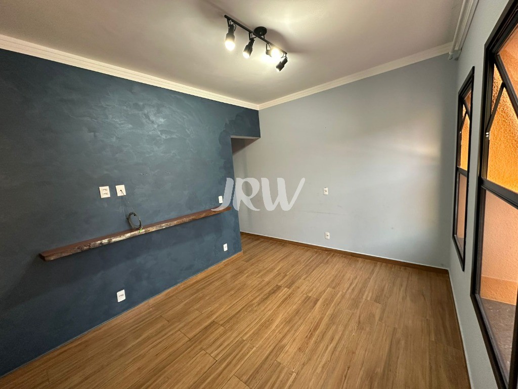 Casa à venda com 2 quartos, 150m² - Foto 7