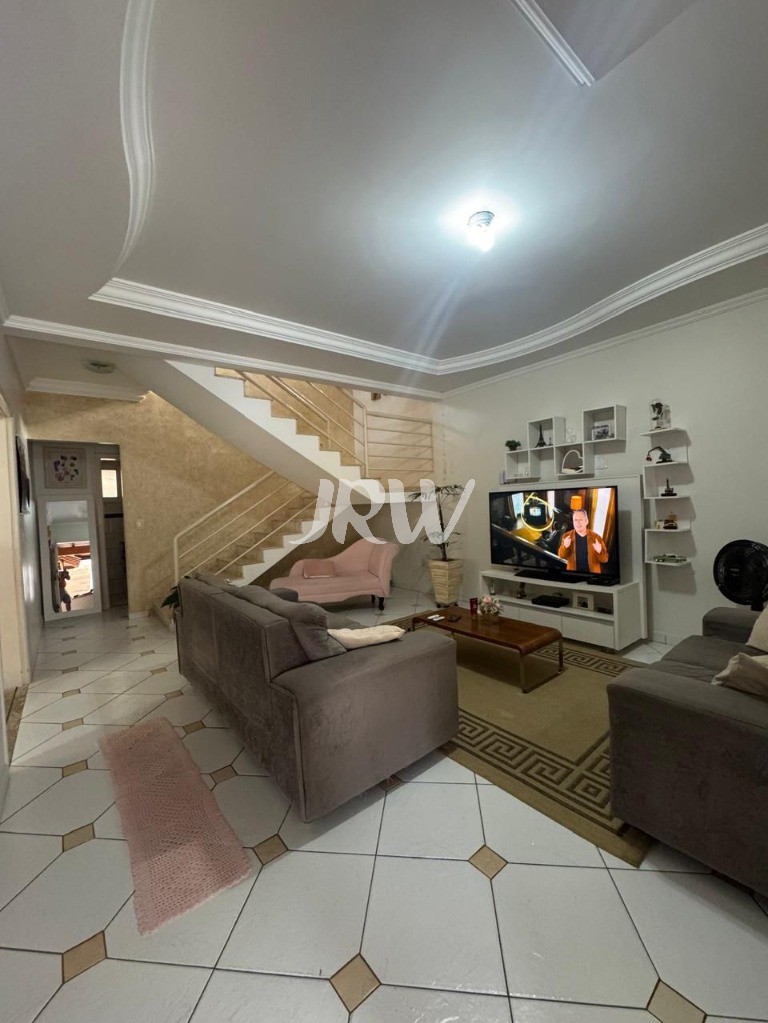 Casa, 3 quartos, 250 m² - Foto 3