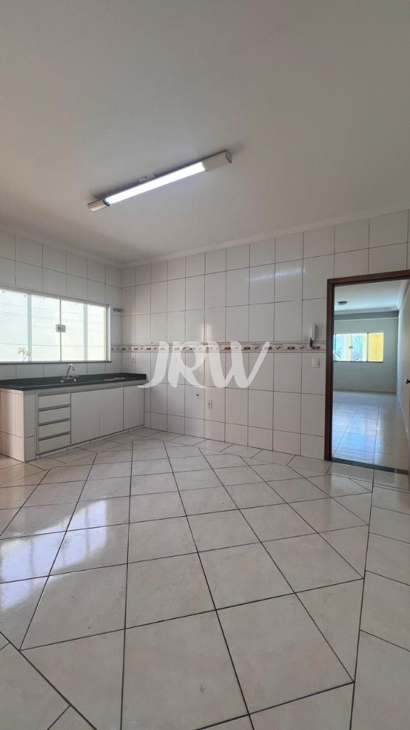 Casa à venda com 3 quartos, 171m² - Foto 4