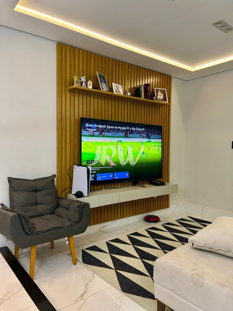 Casa, 3 quartos, 250 m² - Foto 2