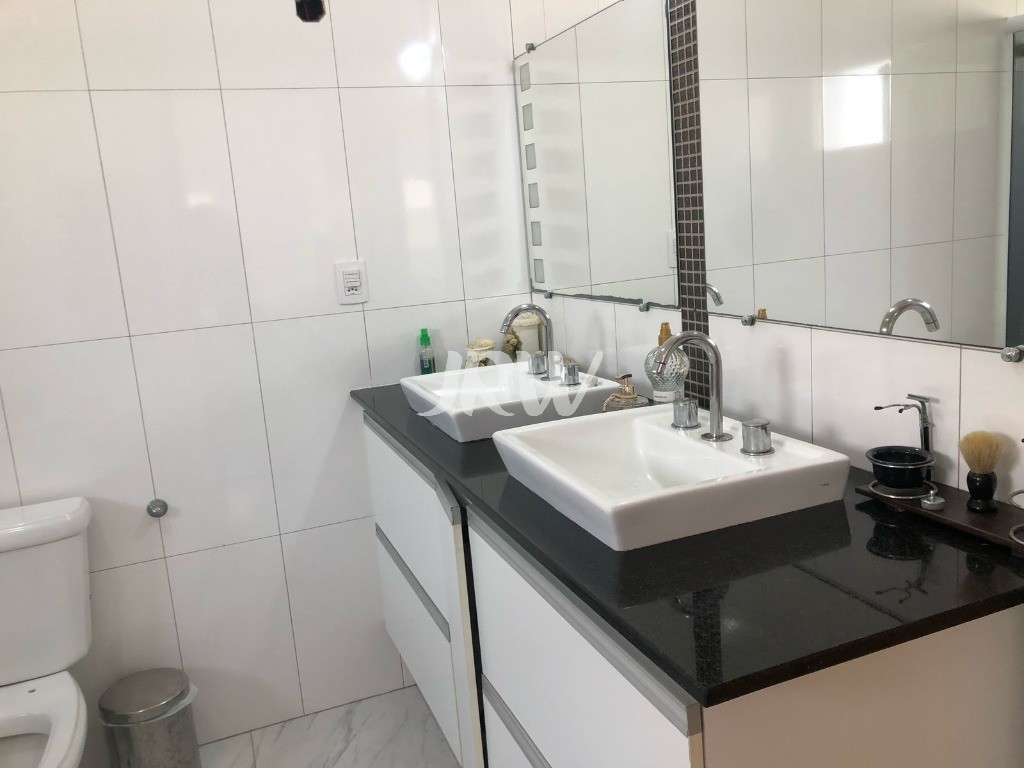 Casa, 4 quartos, 360 m² - Foto 32