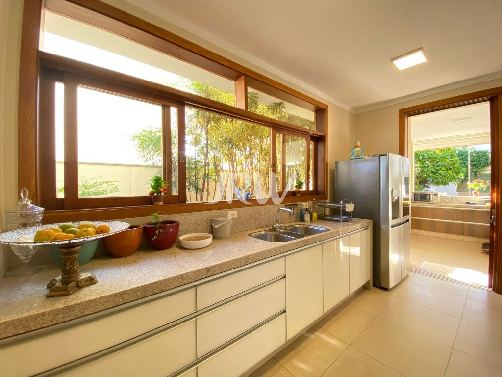 Casa de Condomínio à venda com 3 quartos, 531m² - Foto 16