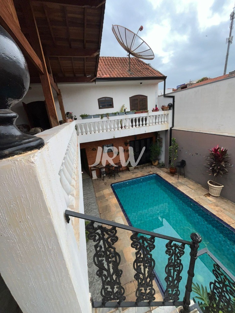 Casa, 5 quartos, 250 m² - Foto 9