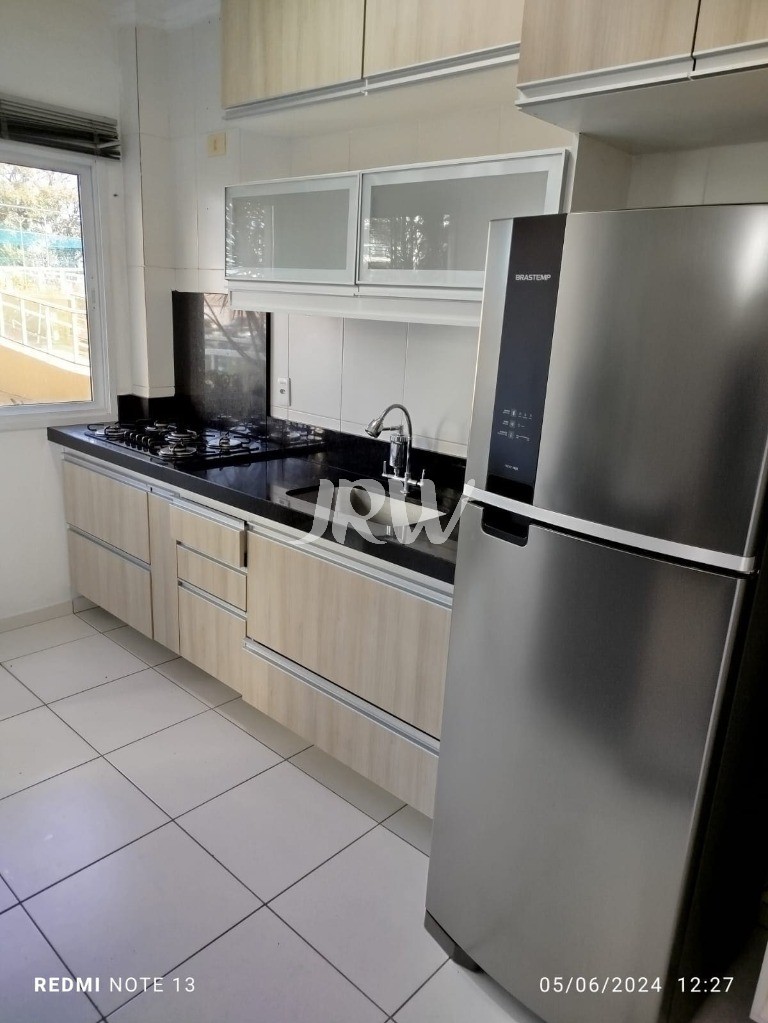 Apartamento à venda com 3 quartos, 74m² - Foto 4