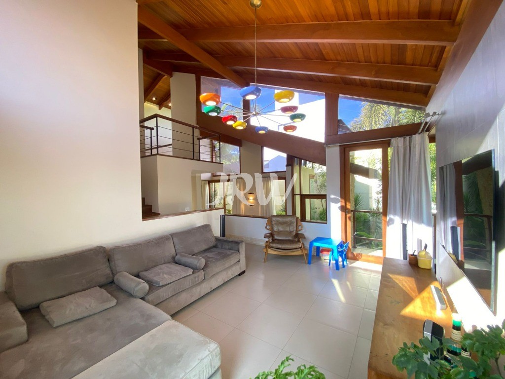 Casa de Condomínio à venda com 3 quartos, 531m² - Foto 9
