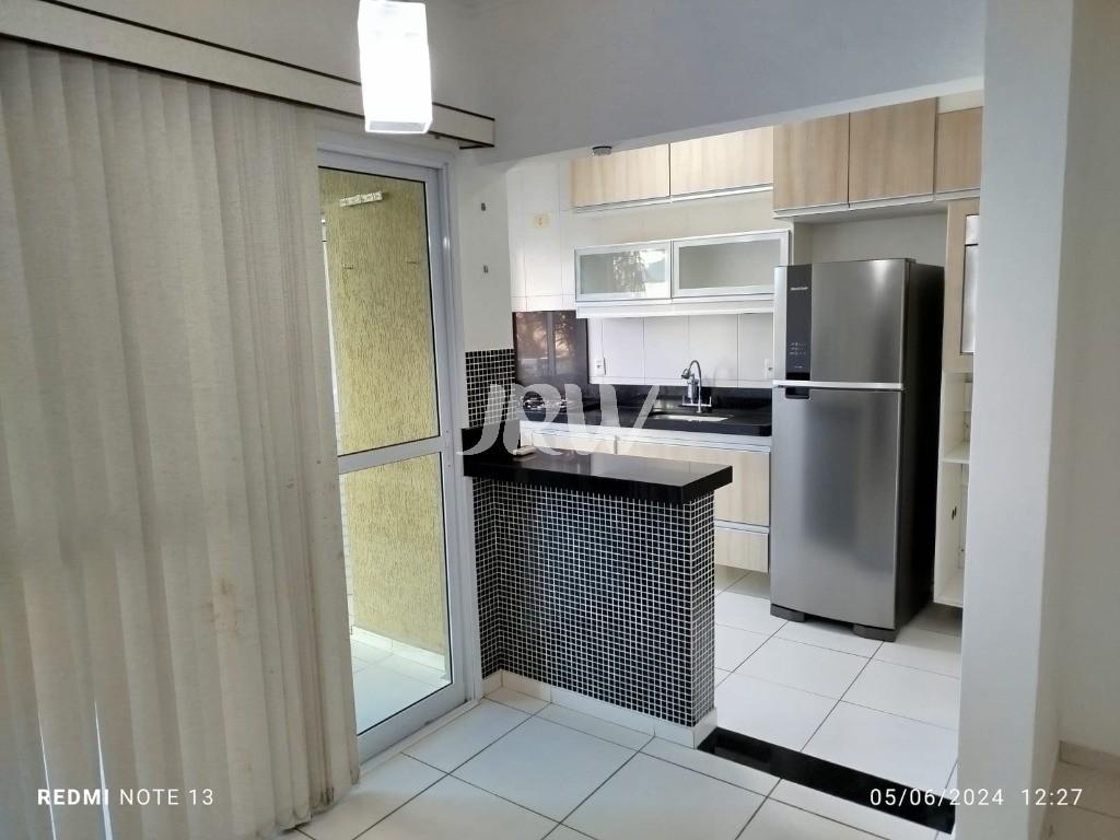 Apartamento à venda com 3 quartos, 74m² - Foto 3