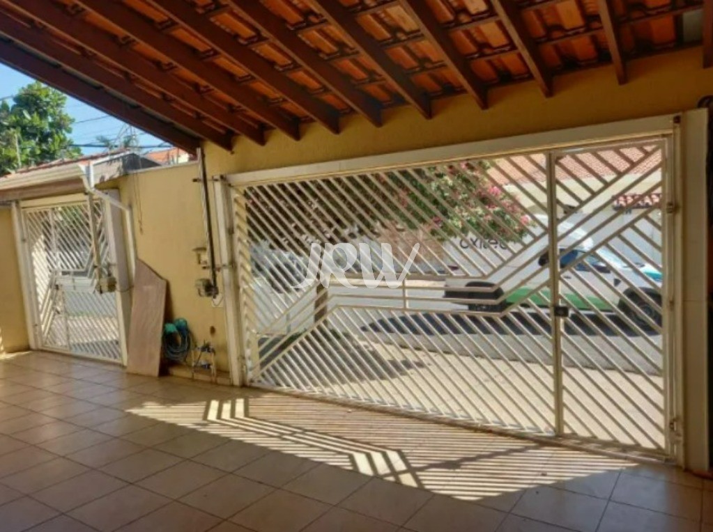 Casa, 3 quartos, 330 m² - Foto 1