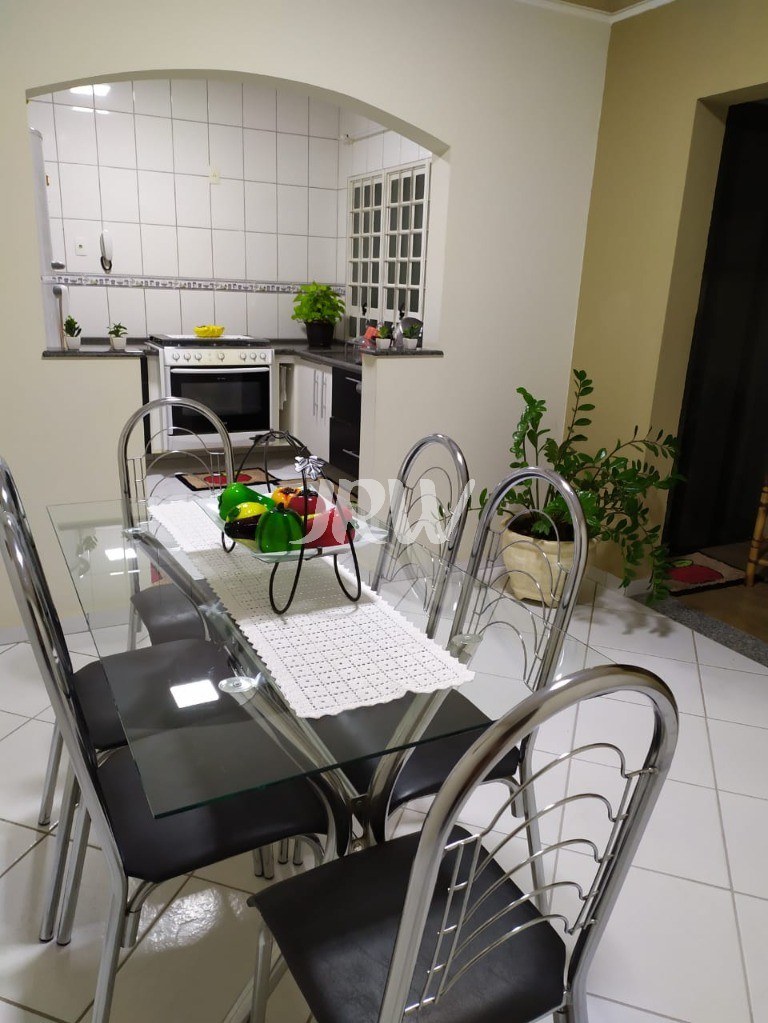 Casa à venda com 3 quartos, 125m² - Foto 3