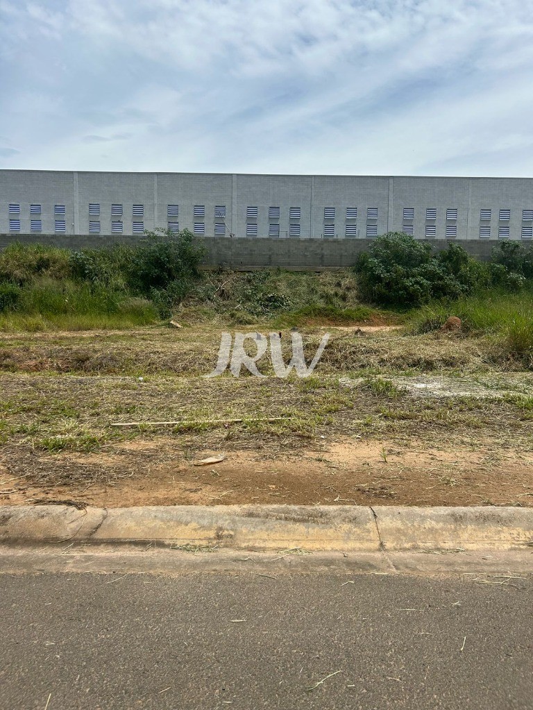 Loteamento e Condomínio - Foto 1