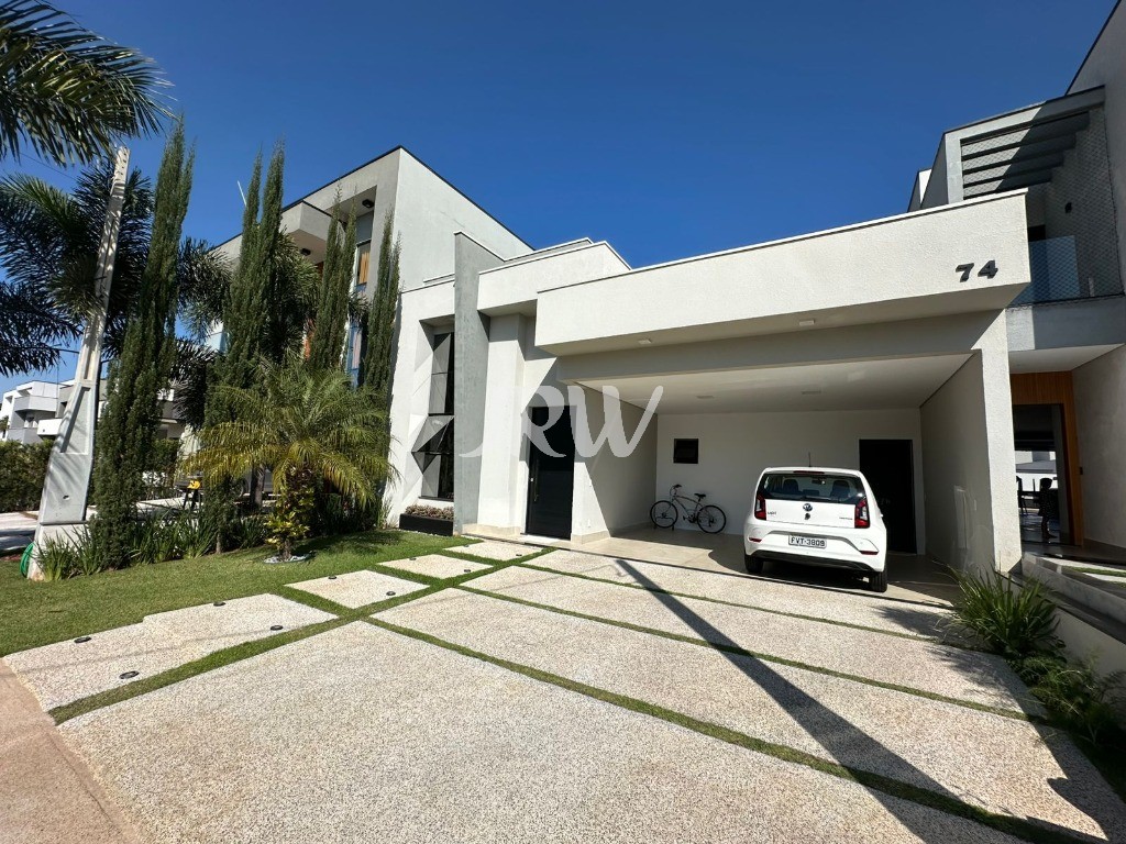 Casa de Condomínio à venda com 3 quartos, 306m² - Foto 2