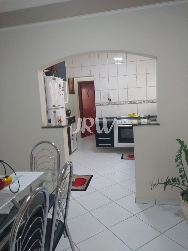 Casa à venda com 3 quartos, 125m² - Foto 4