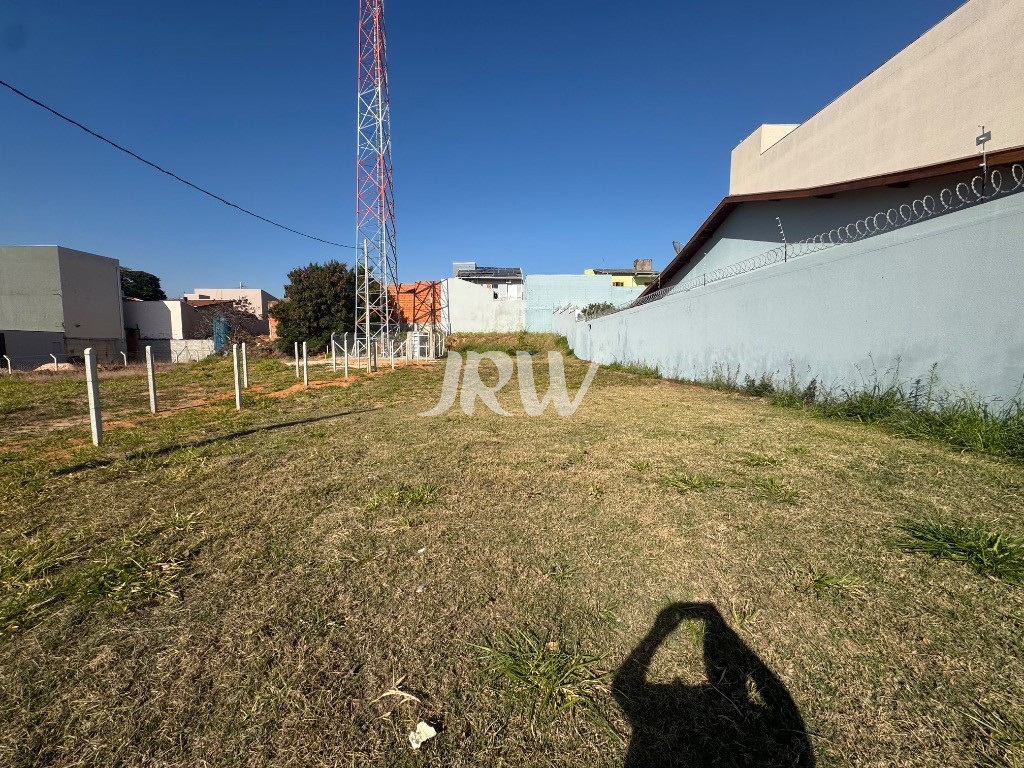 Loteamento e Condomínio - Foto 4