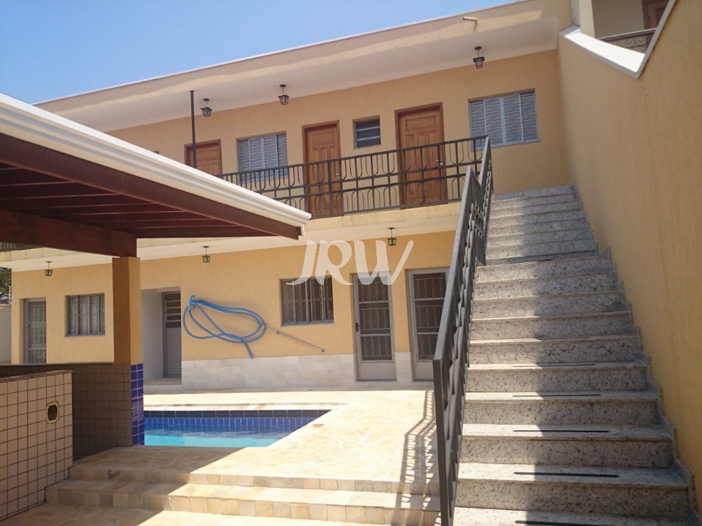 Sobrado, 5 quartos, 432 m² - Foto 1