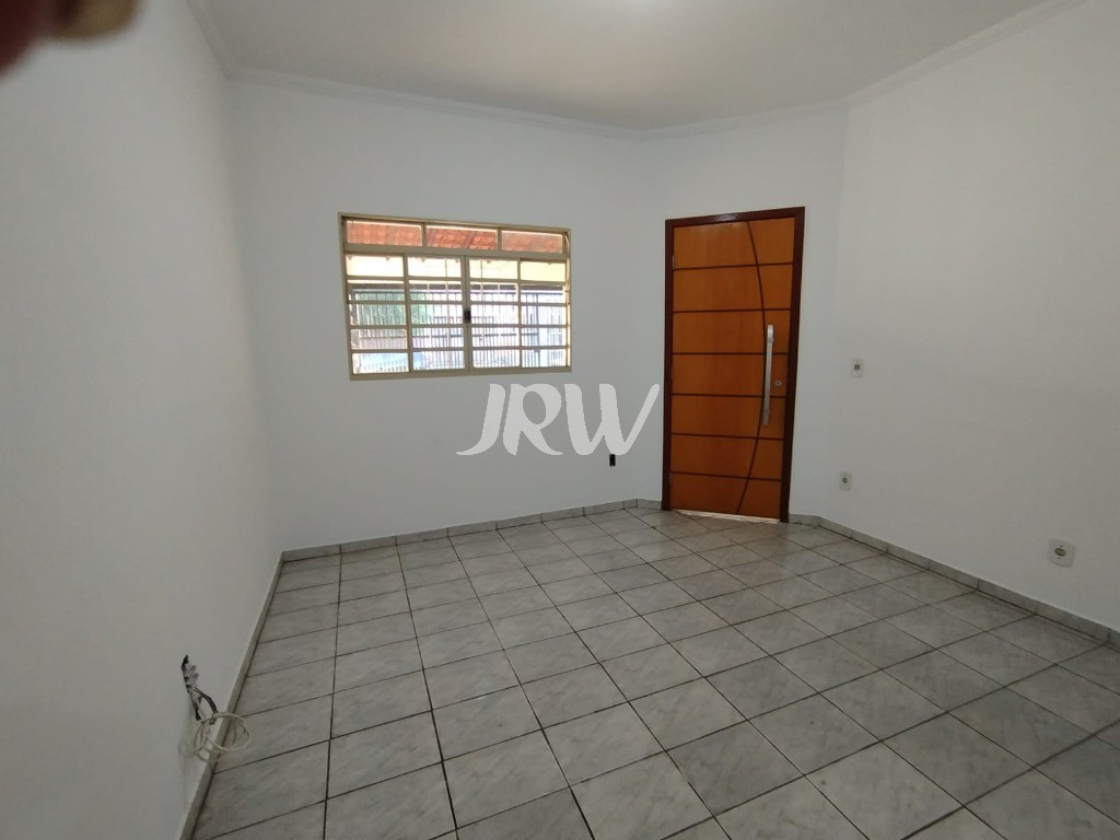Casa à venda com 3 quartos, 125m² - Foto 2