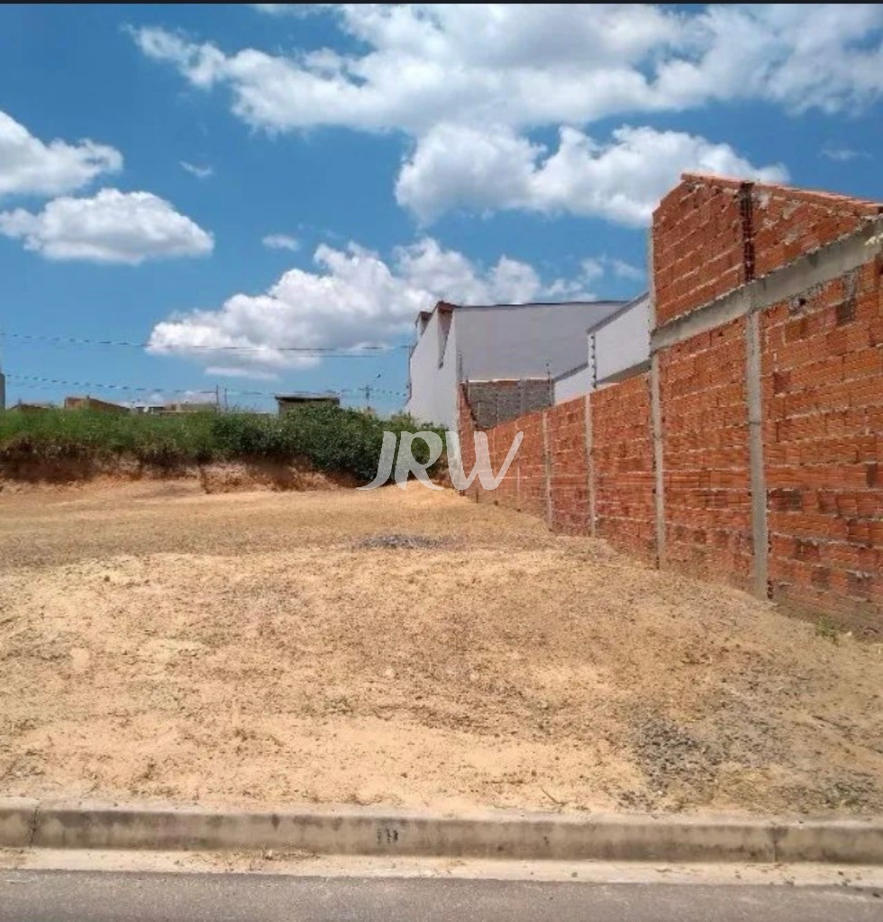 Terreno, 180 m² - Foto 1