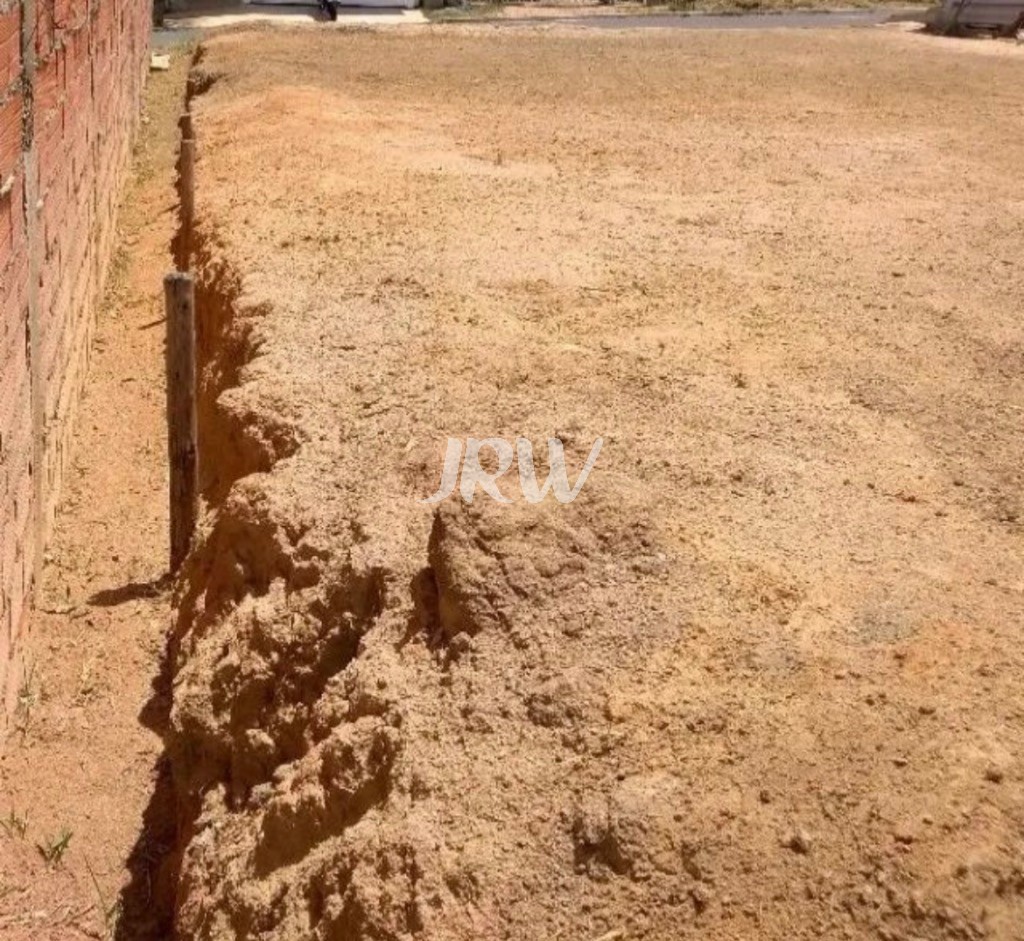 Terreno, 180 m² - Foto 2