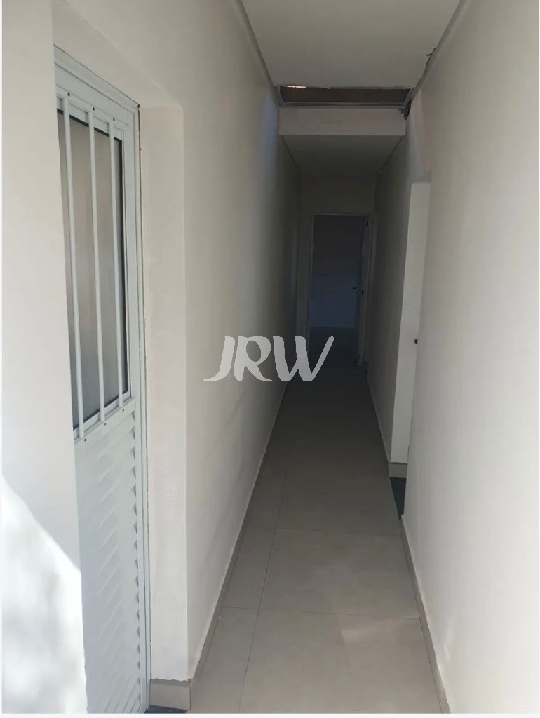 Casa à venda com 23 quartos, 700m² - Foto 1