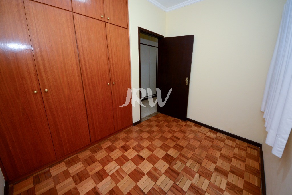 Casa, 3 quartos, 277 m² - Foto 35