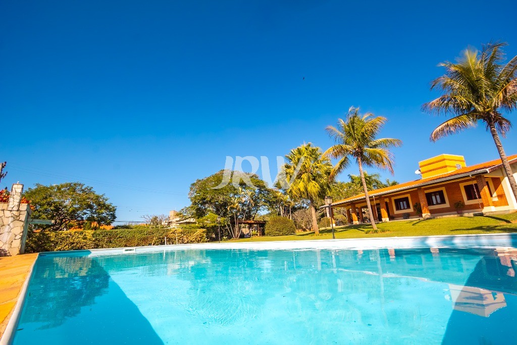 Chácara à venda com 4 quartos, 6060m² - Foto 2