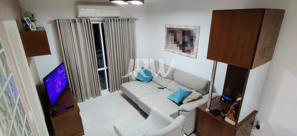 Apartamento à venda com 2 quartos, 61m² - Foto 2