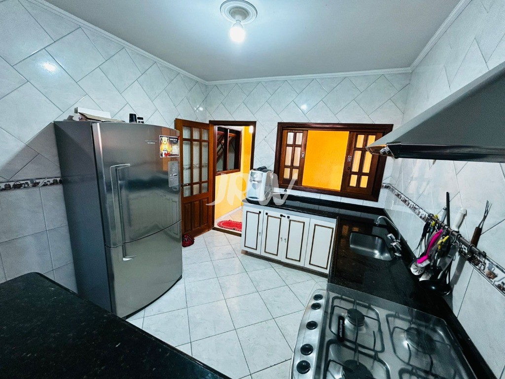 Prédio Inteiro à venda com 3 quartos, 300m² - Foto 9