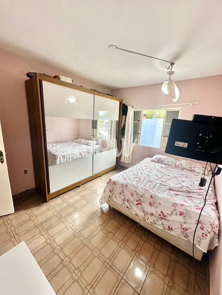 Casa, 2 quartos, 250 m² - Foto 17