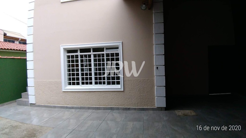 Sobrado à venda com 3 quartos, 250m² - Foto 4