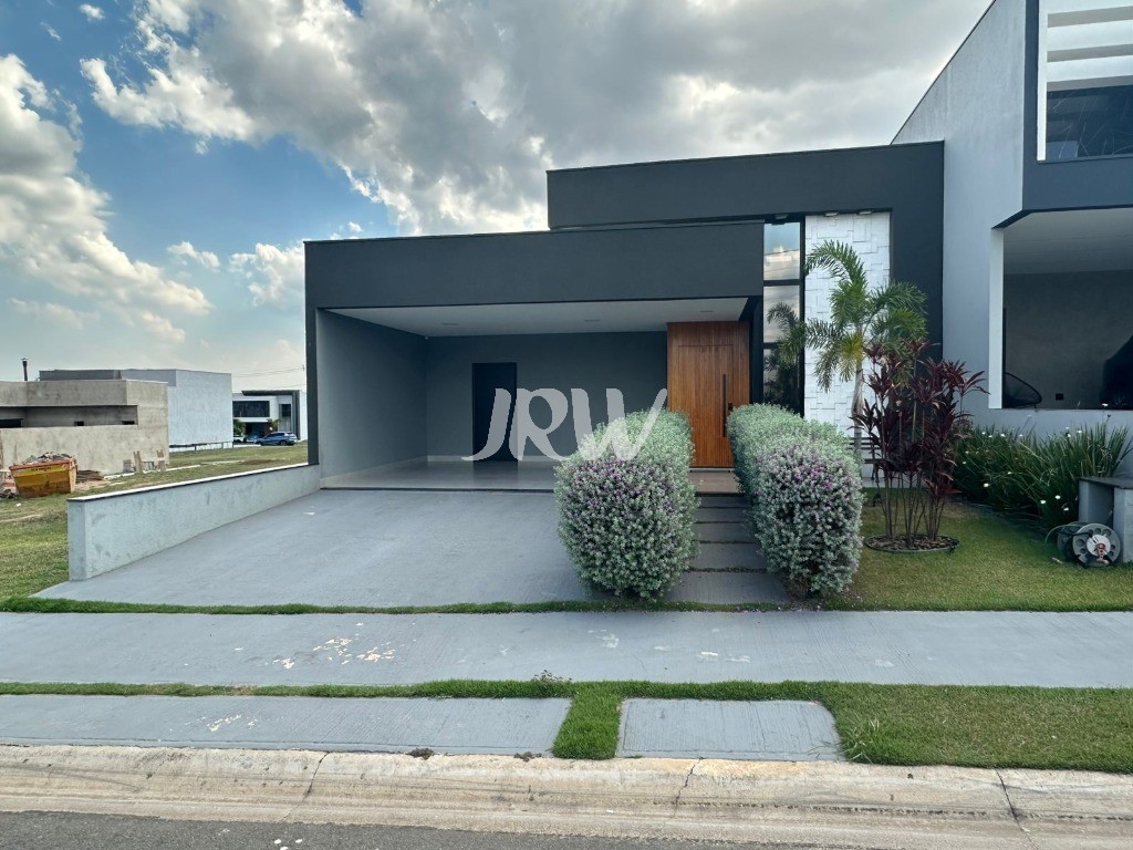 Casa, 3 quartos, 309 m² - Foto 1