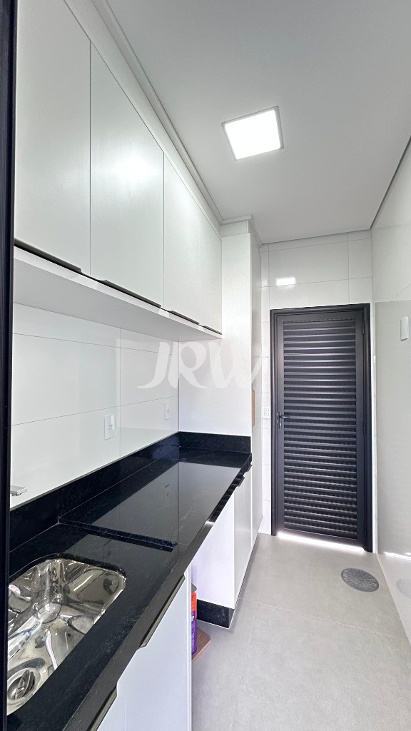 Casa de Condomínio à venda com 3 quartos, 300m² - Foto 32