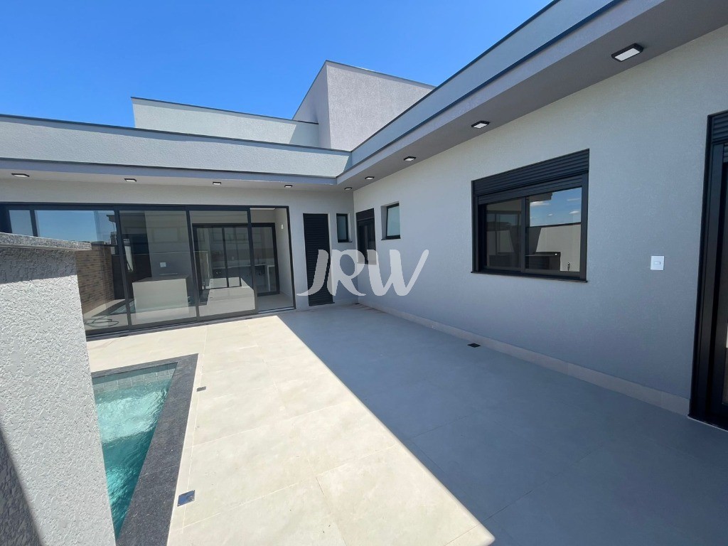 Casa de Condomínio à venda com 3 quartos, 300m² - Foto 2