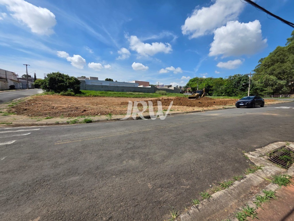 Terreno, 1060 m² - Foto 1