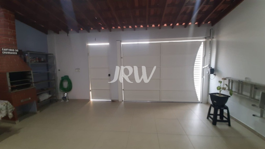 Casa, 3 quartos, 131 m² - Foto 1